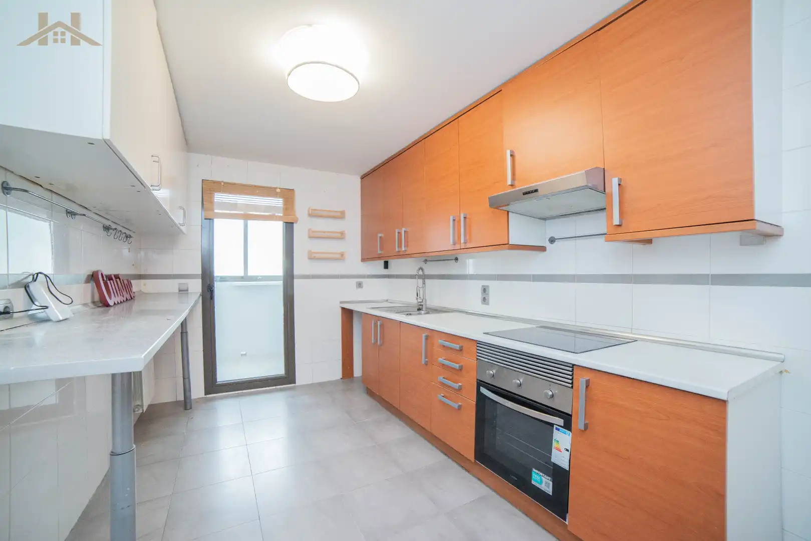 Cocina de Ático en venta en Rivas-Vaciamadrid con Aire acondicionado, Calefacción y Jardín privado