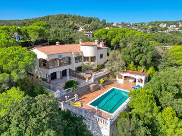 Villa avec piscine à vendre à BARCELONA