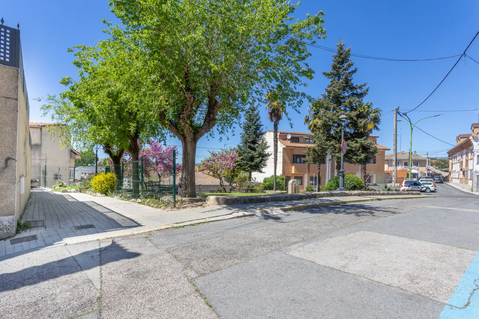Exterior view of Houses for sale in Valdemorillo