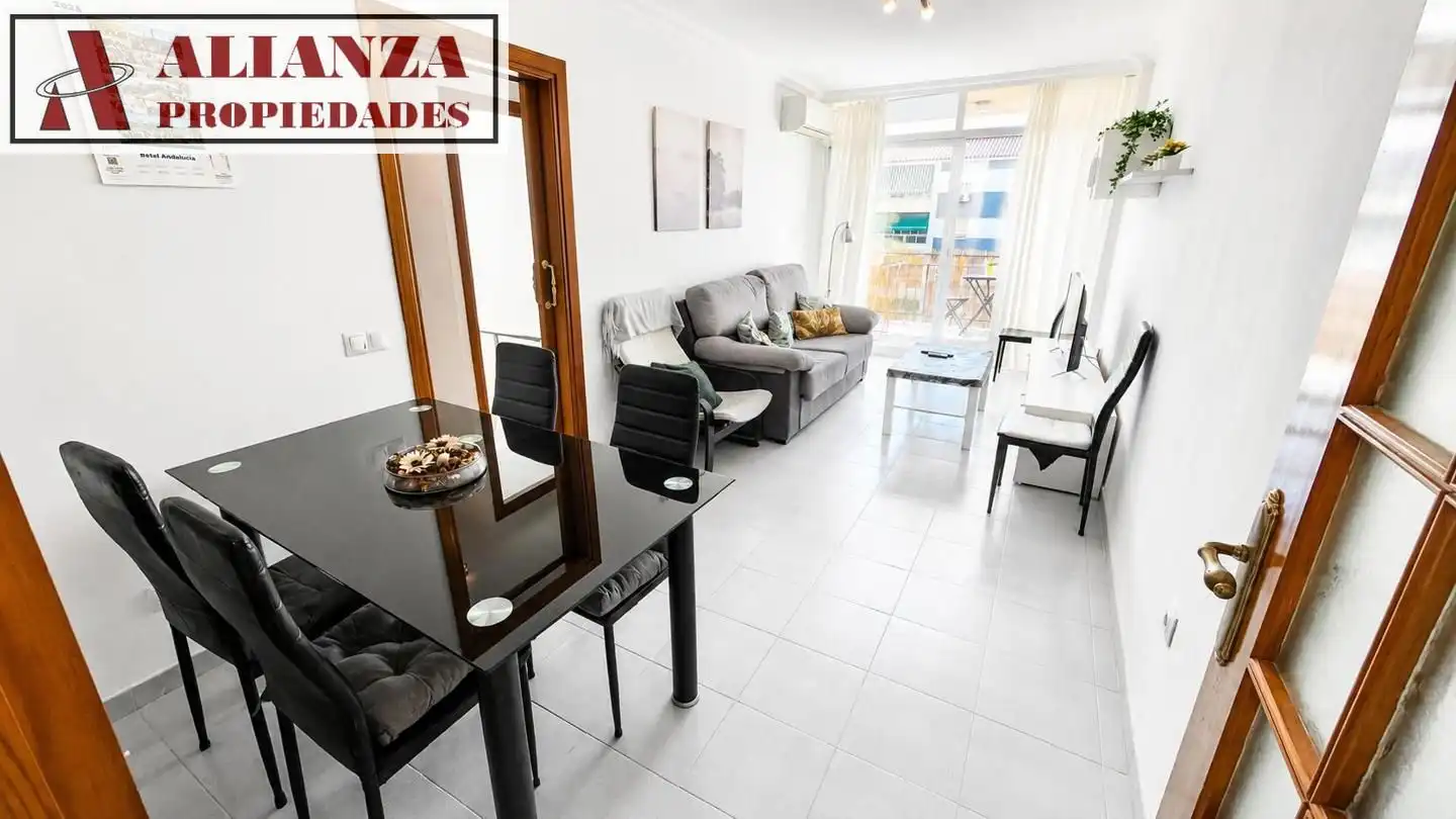 Exterior view of Flat for rent in Málaga  with Air Conditioner, Terrace and Furnished