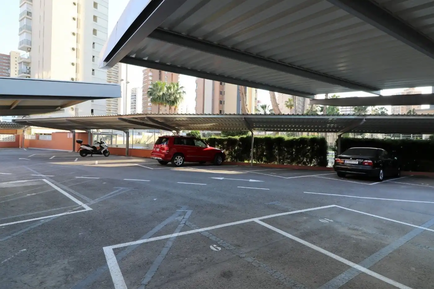 Parking de Apartamento en venta en Benidorm con Terraza y Amueblado
