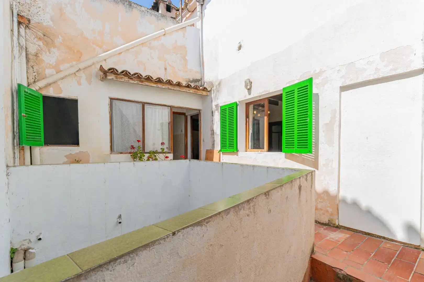 Vista exterior de Casa adosada en venta en Inca con Alarma
