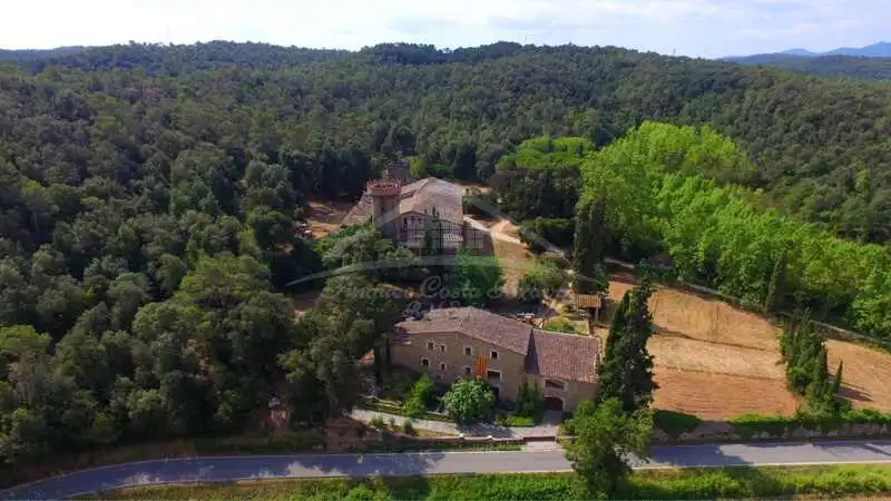 Country homes for sale in Flaçà  with Air Conditioner, Heating and Private garden