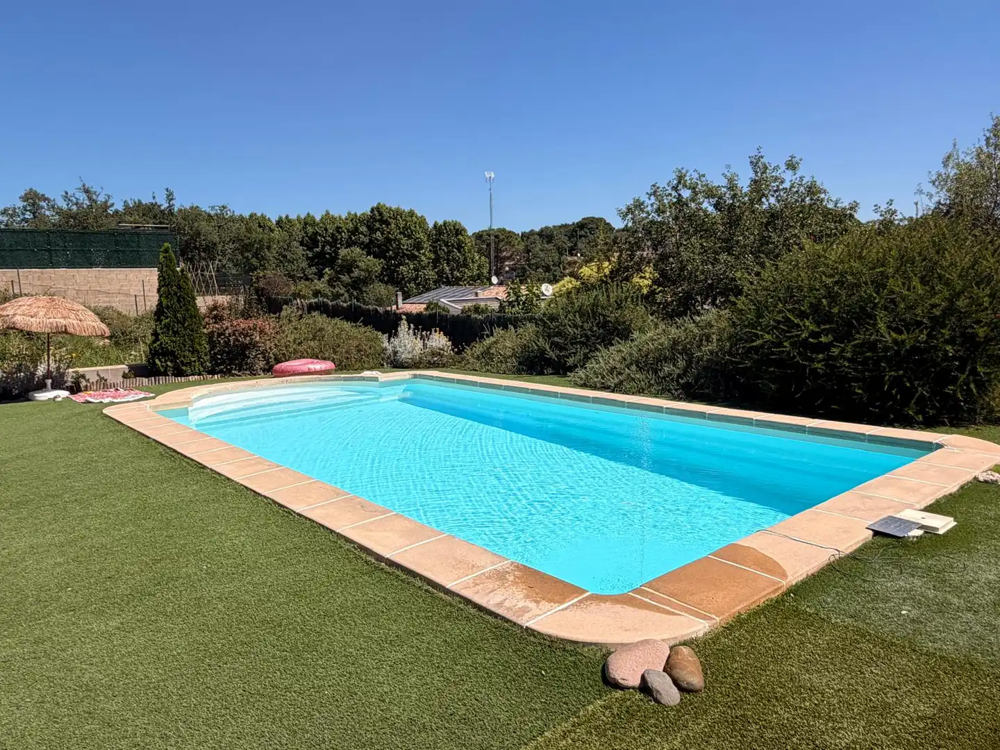 Piscina de Casa o xalet en venda en Sils amb Aire condicionat, Terrassa i Forn