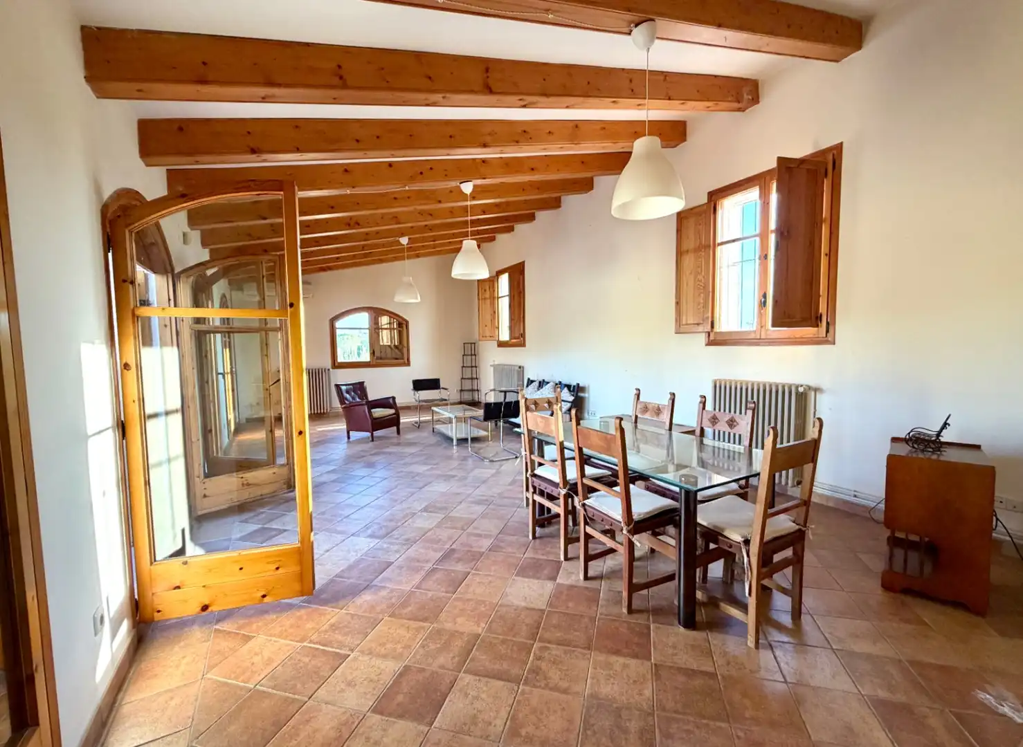 Menjador de Finca rústica de lloguer en Canyelles amb Aire condicionat, Calefacció i Jardí privat