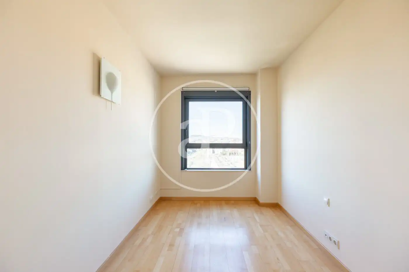 Habitación de Piso en venta en Barcelona con Aire acondicionado, Calefacción y Jardín privado