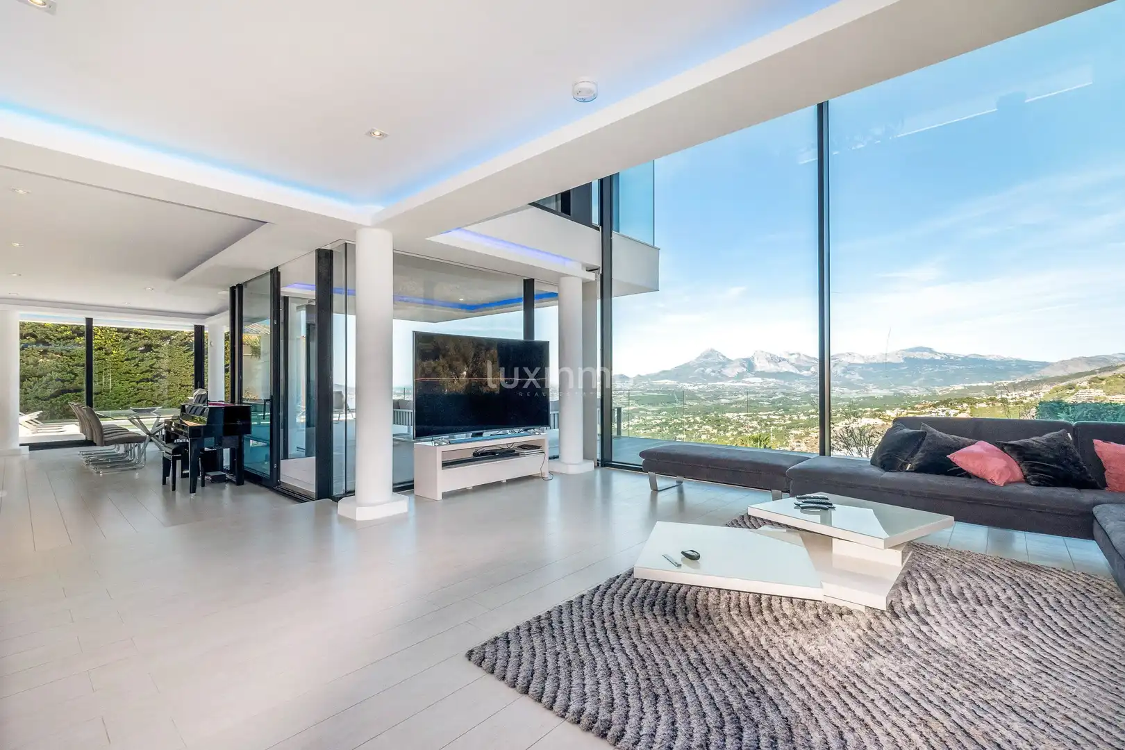 Sala d'estar de Casa o xalet en venda en Altea amb Aire condicionat, Calefacció i Terrassa