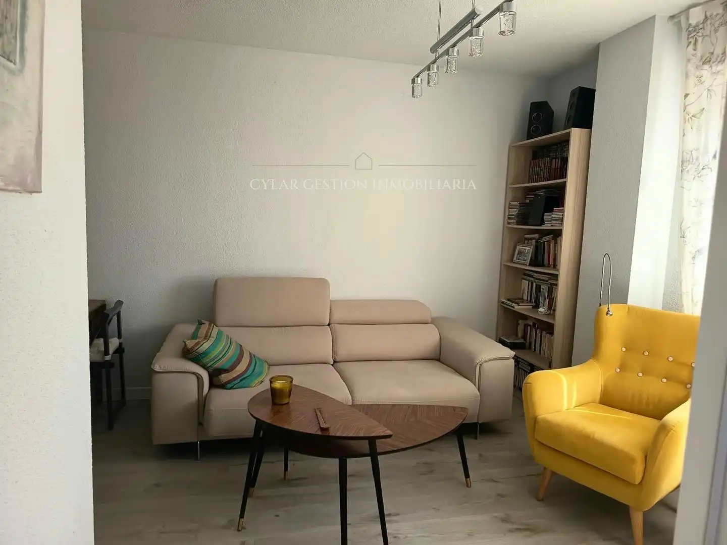 Wohnzimmer von Wohnung zum Verkauf in Terradillos mit Heizung, Parkett und Terrasse