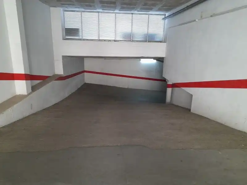 Parking à louer à BOLOS
