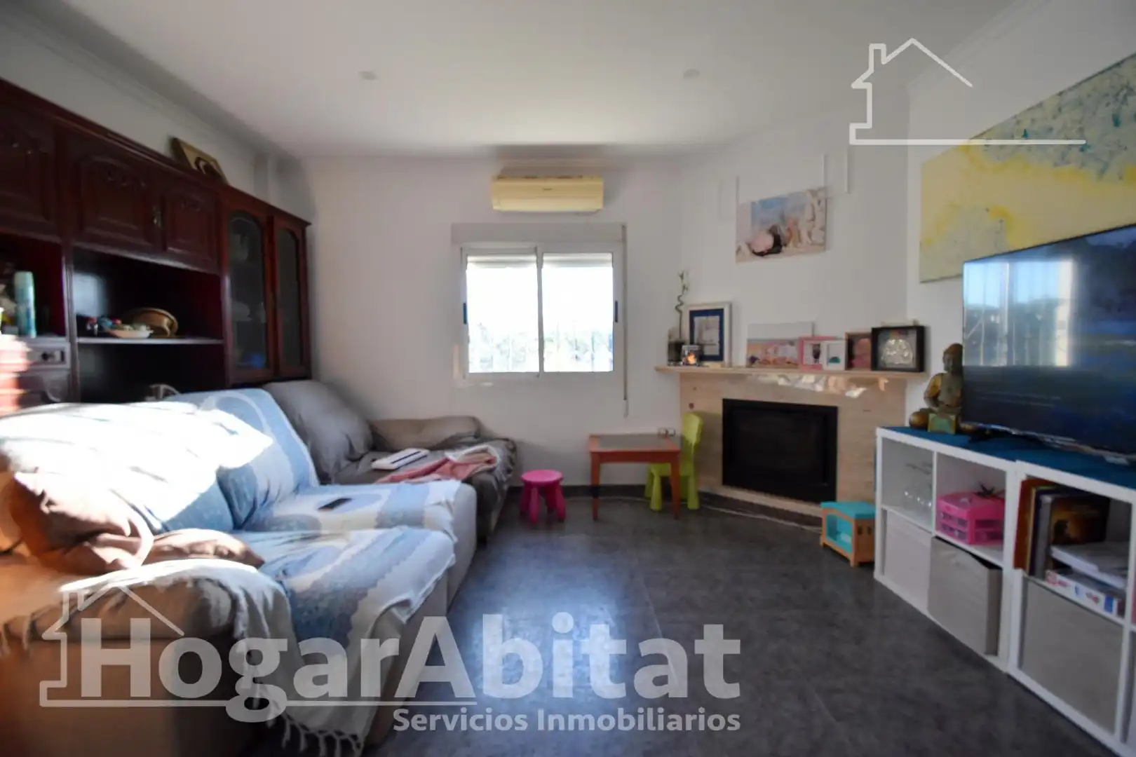 Living room of Houses for sale in Oliva  with Air Conditioner, Private garden and Terrace