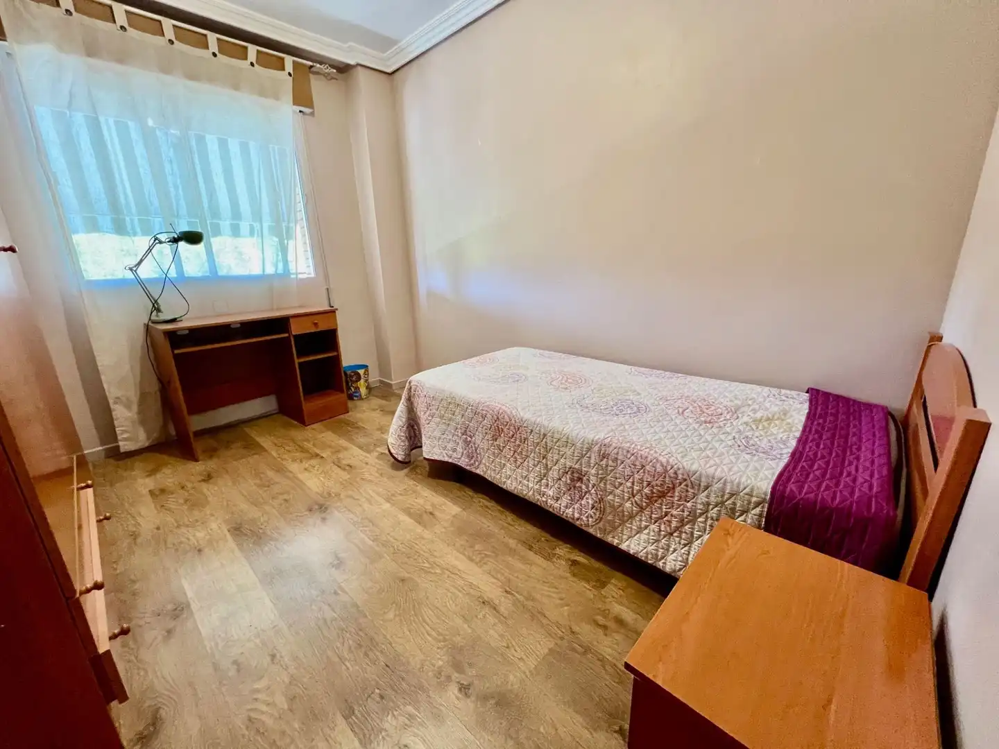 Flat for rent in Antonio Martinez Virel, Valdepasillas - La Paz - Huerta Rosales