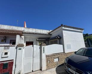 Vista exterior de Casa adosada en venda en Chipiona