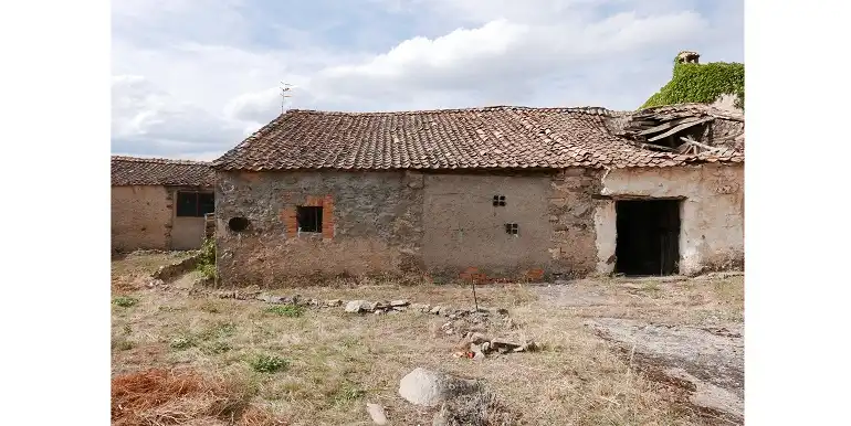 Casa rústica en venta en Turégano, imagen 2