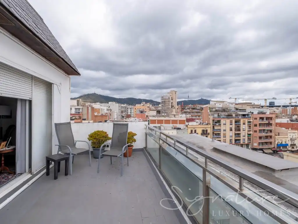 Terraza de Edificio en venta en L'Hospitalet de Llobregat