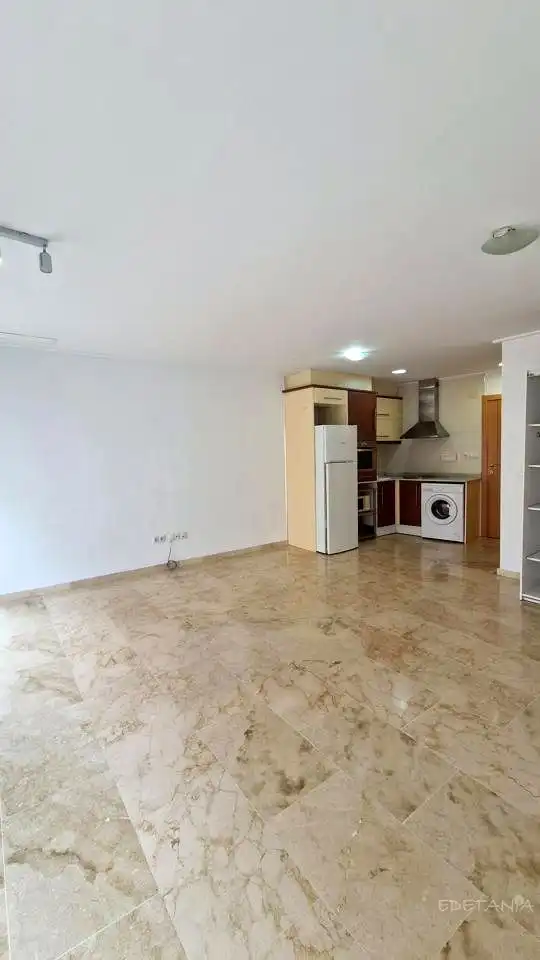 Estudi de lloguer a Roll De Carraixet, Vinalesa