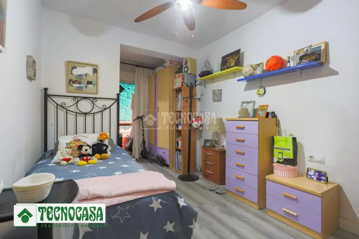Habitación de Piso en venta en Córdoba con Aire acondicionado y Balcón