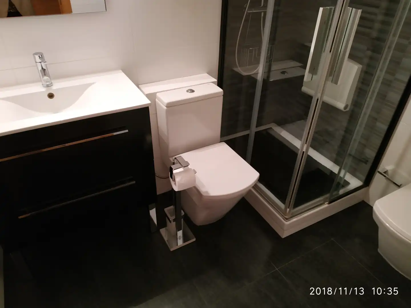 Badezimmer von Wohnung zur Miete in Madrid mit Klimaanlage, Heizung und Parkett
