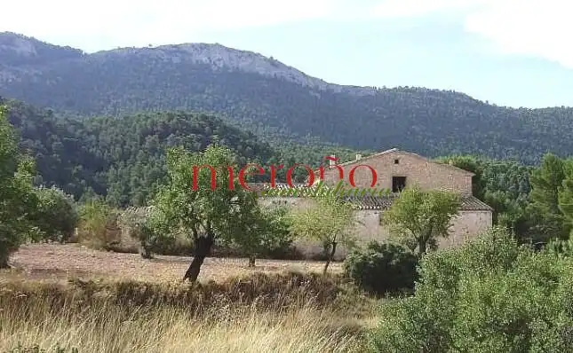 Casa rústica en venta en Castalla