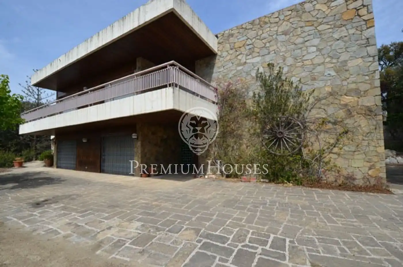 Casa amb piscina en venda a Cabrils