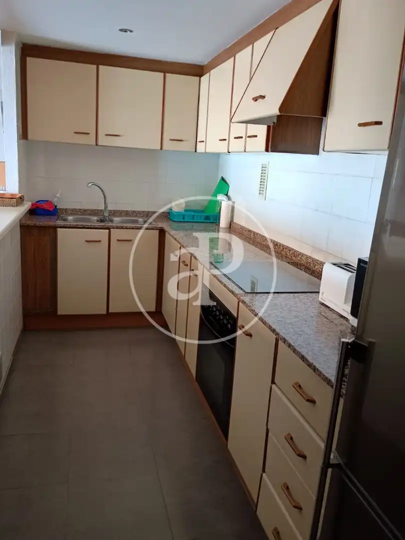 Wohnung zur Miete in Carrer Amparo Belda, Sant Antoni
