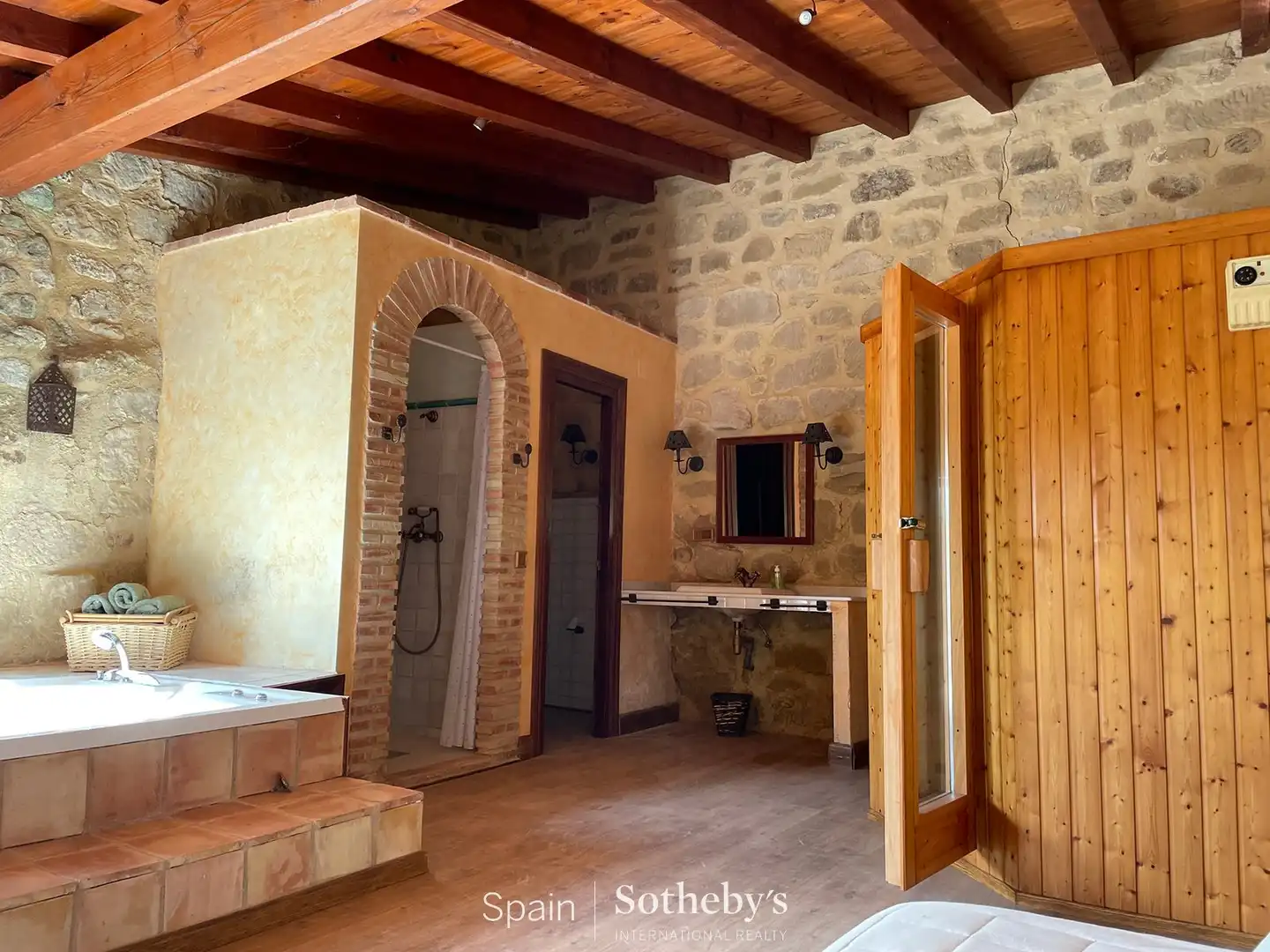 Badezimmer von Residential zum Verkauf in Villalba de Rioja