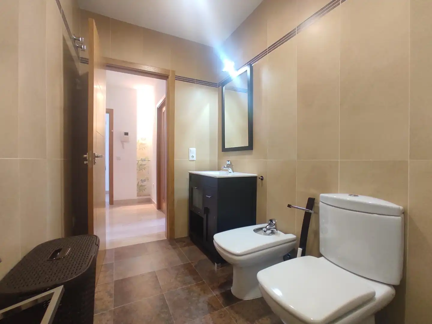Bathroom of Apartments for rent in Dos Hermanas  with Air Conditioner, Heating and Terrace