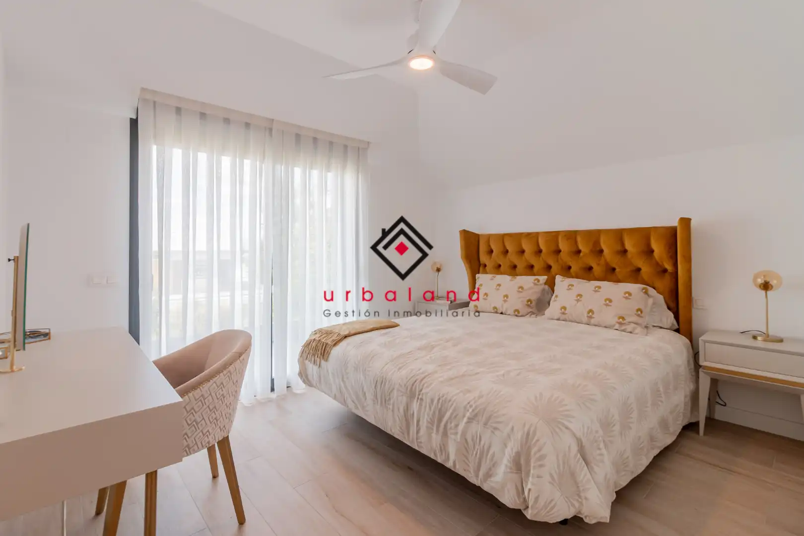 Semi-detached house with pool for sale in Calle de Cosme Damián Churruca, imagen 28
