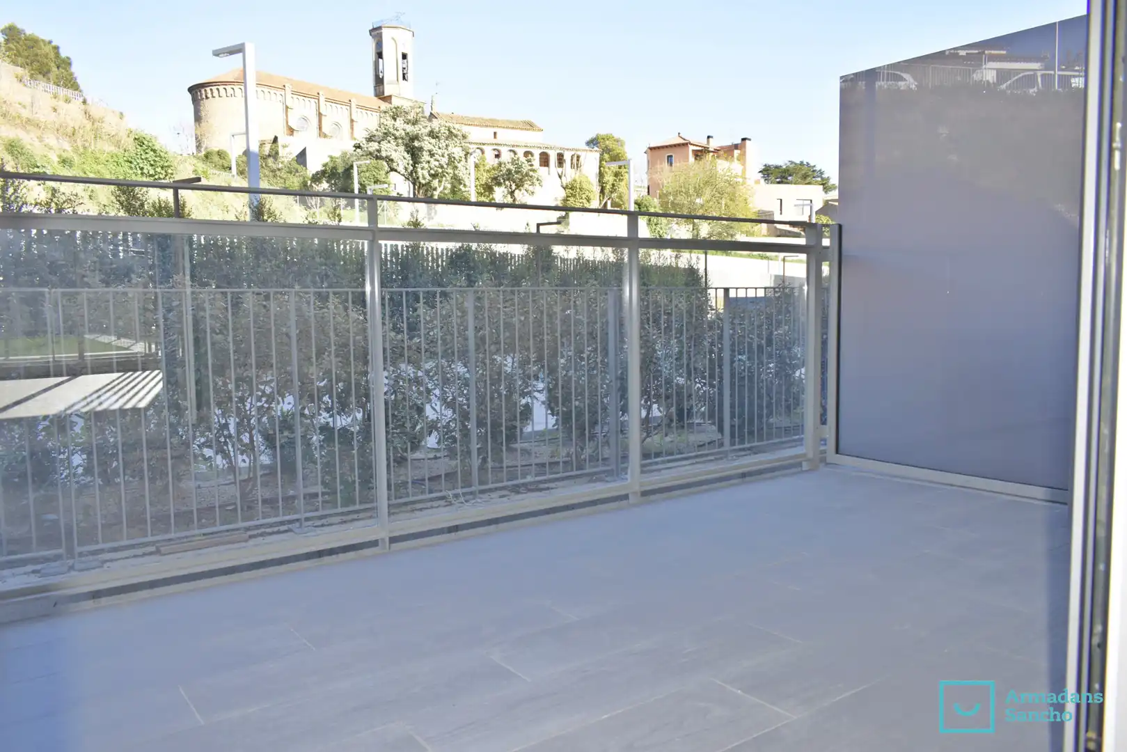 Terraza de Piso de alquiler en Tiana con Terraza