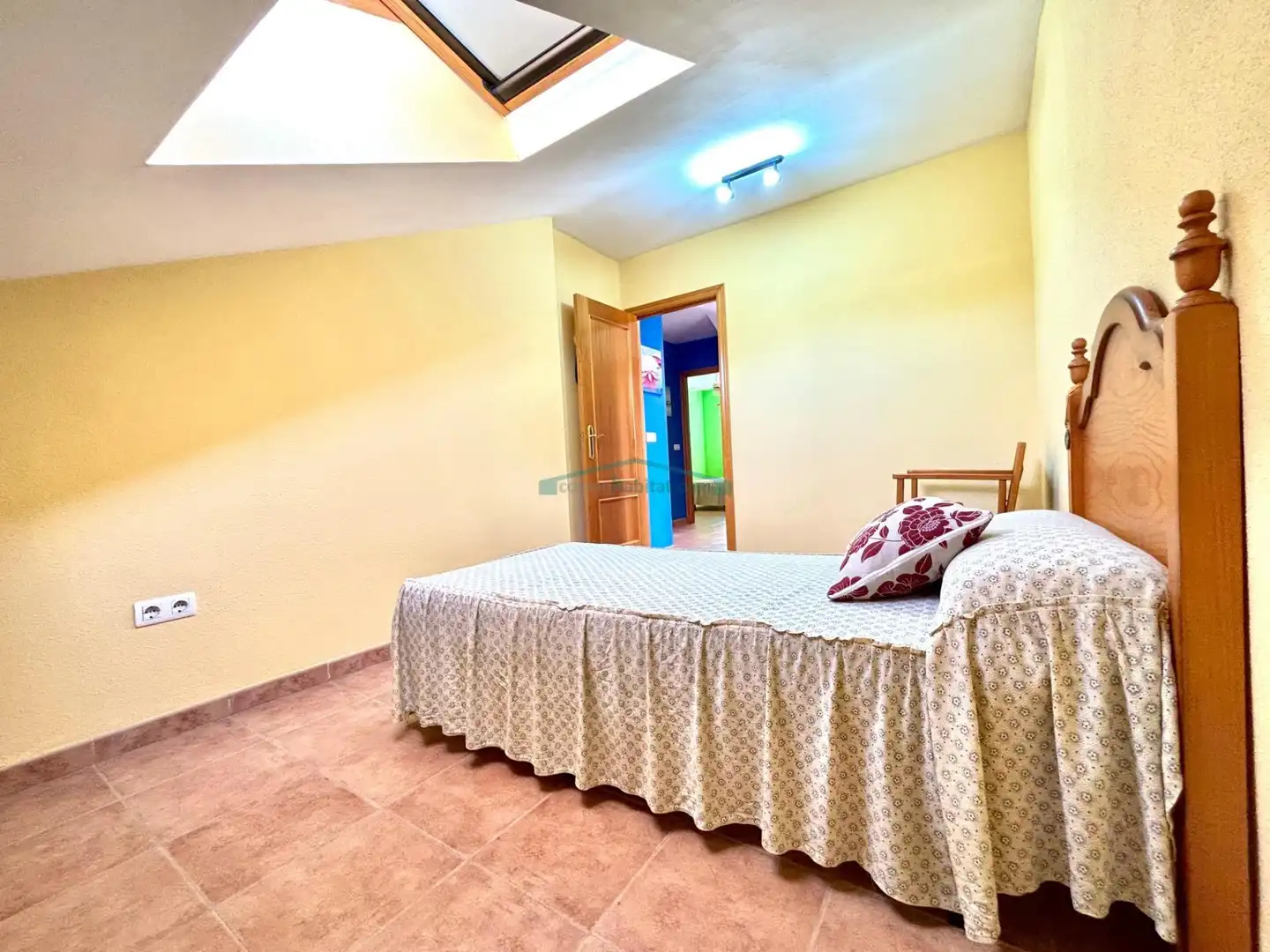 Casa aparellada amb jardí en venda a Calle Genoves, imagen 24