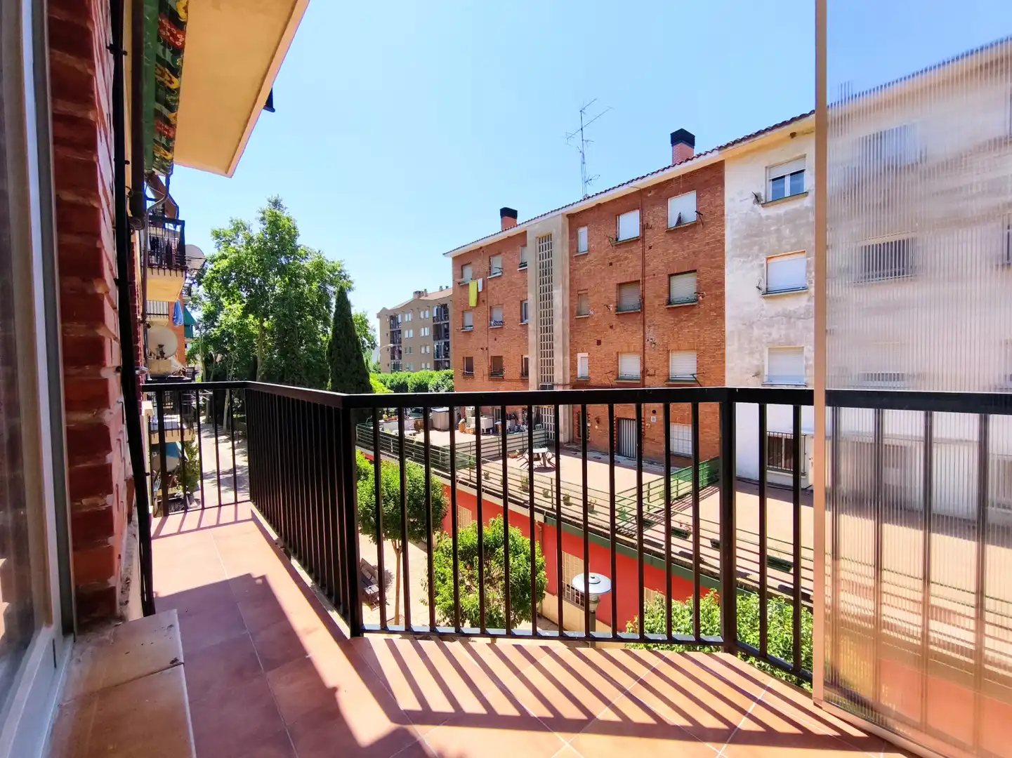 Exterior view of Flat for sale in  Logroño  with Terrace and Furnished