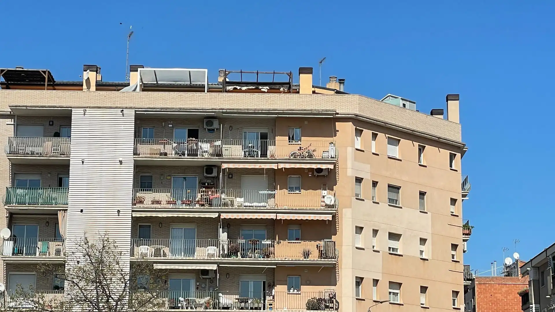 Vista exterior de Piso en venta en Terrassa con Aire acondicionado y Calefacción