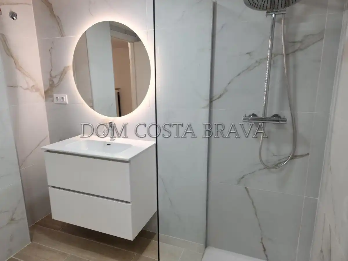Dúplex con terraza en venta en Carrer Andreu Tuyet i Santamaria, imagen 5