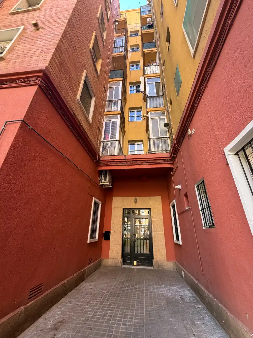 Exterior view of Flat for sale in Valencia  with Balcony