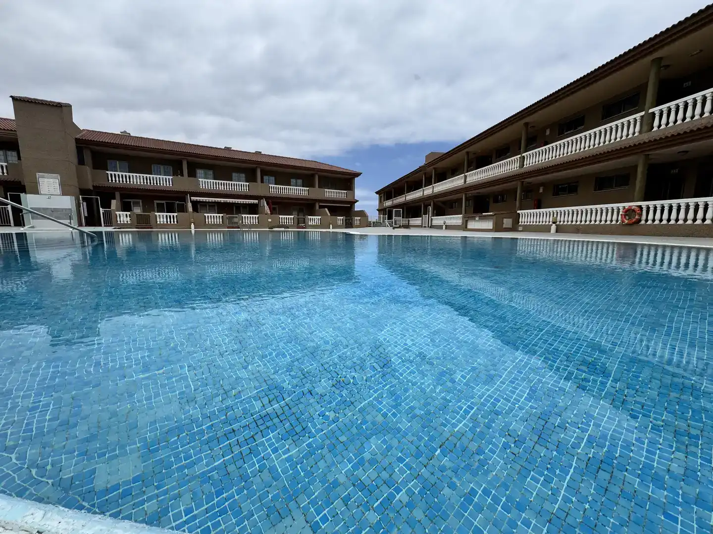 Schwimmbecken von Wohnung zur Miete in Arico mit Privatgarten, Schwimmbad und Möbliert
