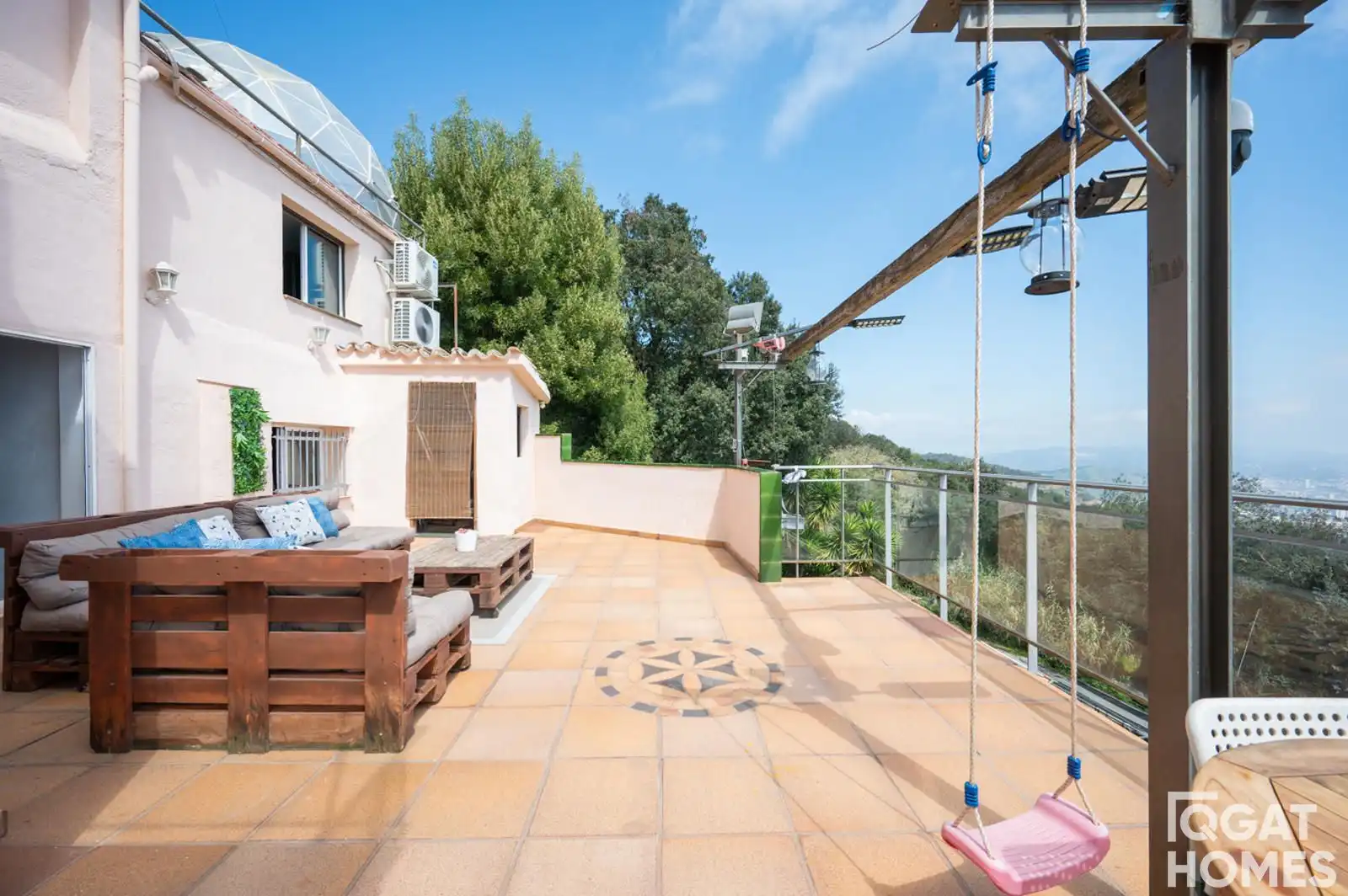 Terrassa de Casa o xalet en venda en Barcelona amb Aire condicionat, Calefacció i Jardí privat