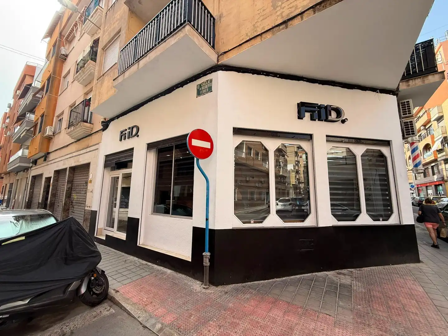 Local de lloguer en Alicante / Alacant amb Aire condicionat i Moblat