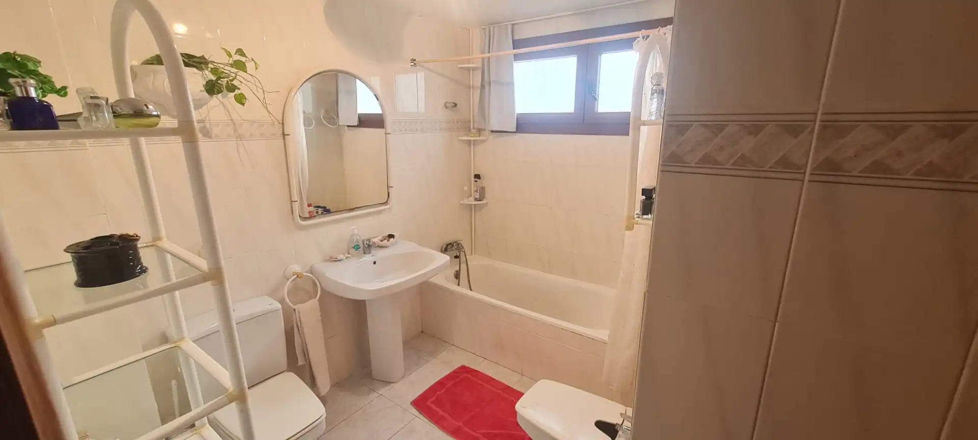 Badezimmer von Einfamilien-Reihenhaus zum Verkauf in Alcalà de Xivert mit Klimaanlage, Terrasse und Möbliert