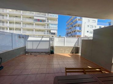 Casa aparellada en venda a Carrer Tenerife
