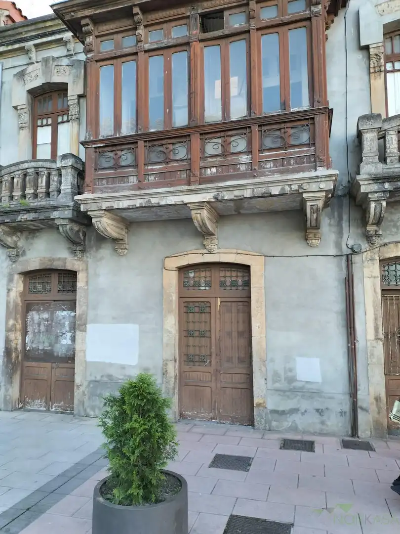 Wohngebäude zum Verkauf in Emile Robin, imagen 4