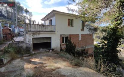 Vista exterior de Casa o xalet en venda en Canyelles amb Calefacció, Jardí privat i Balcó