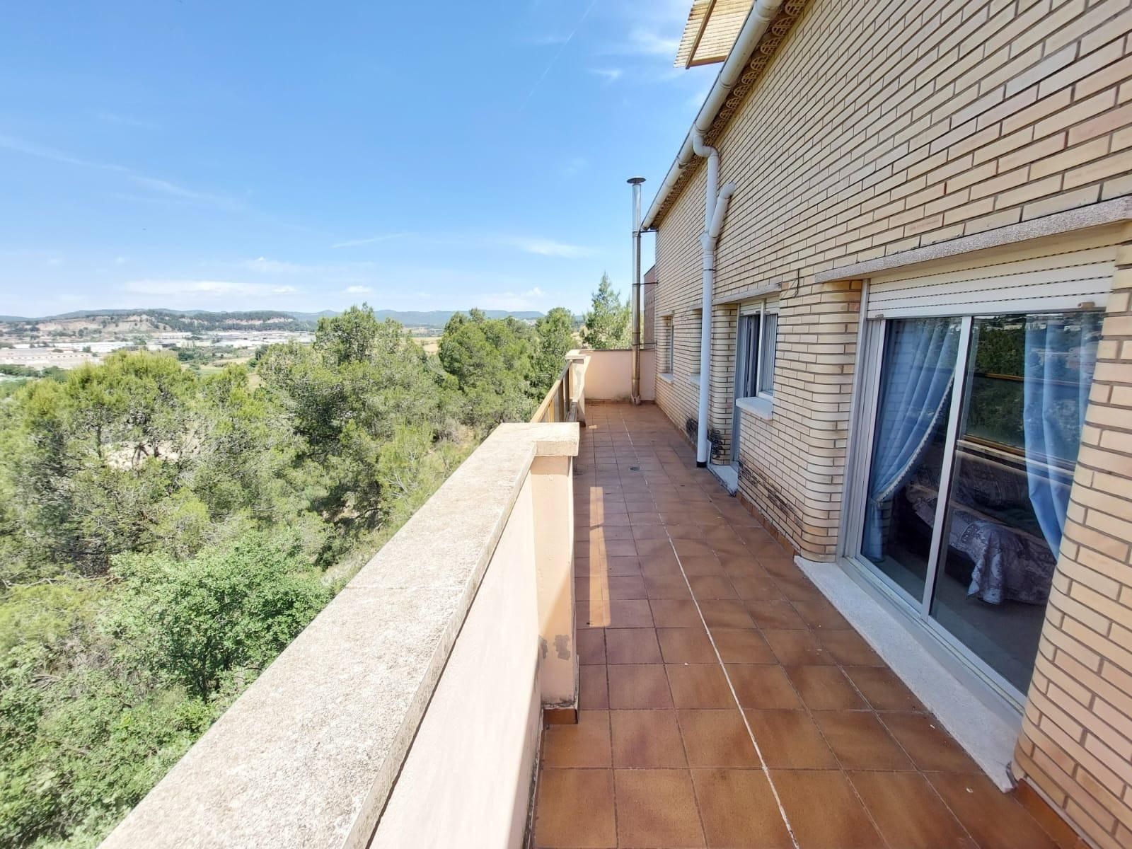 Terrassa de Casa o xalet en venda en Òdena amb Calefacció, Jardí privat i Terrassa