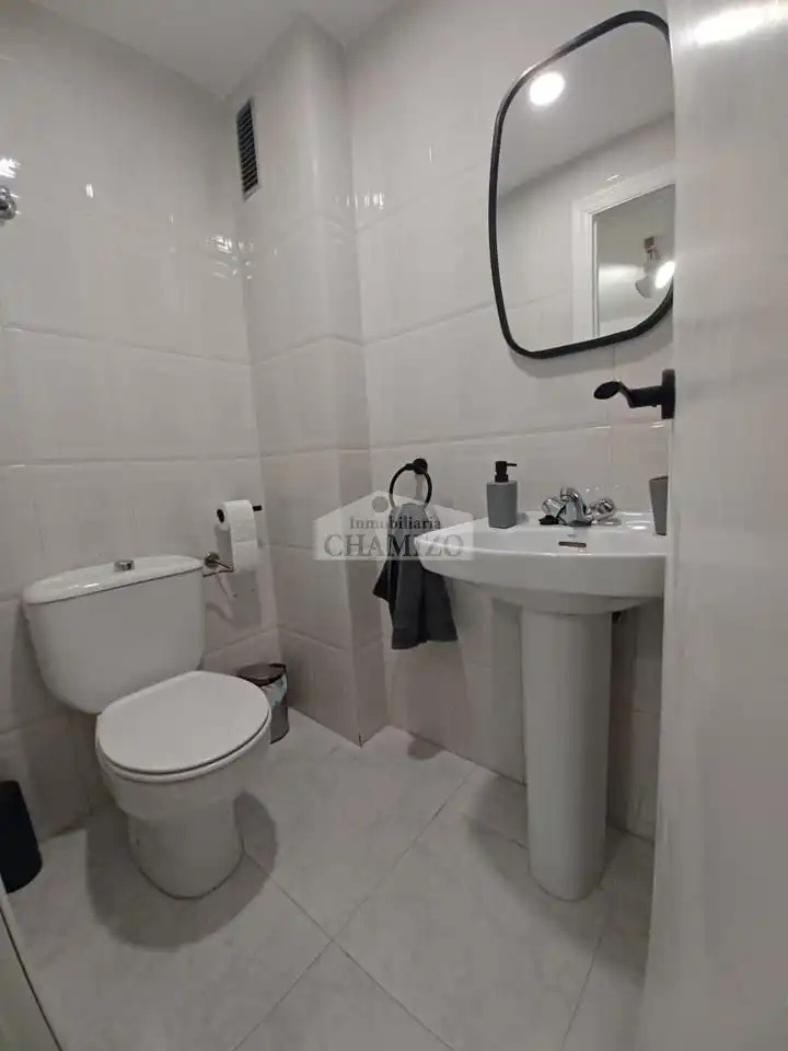 Baño de Piso en venta en Villanueva de la Serena con Aire acondicionado, Trastero y Balcón
