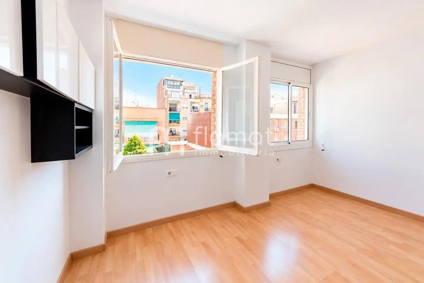 Appartamento con terrazza in vendita a Rambla de Badal, imagen 10
