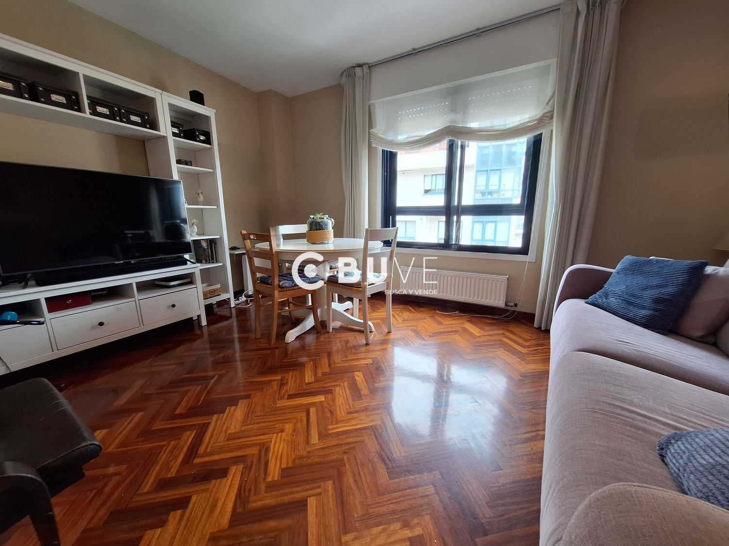 Sala d'estar de Pis en venda en A Coruña Capital  amb Calefacció i Traster
