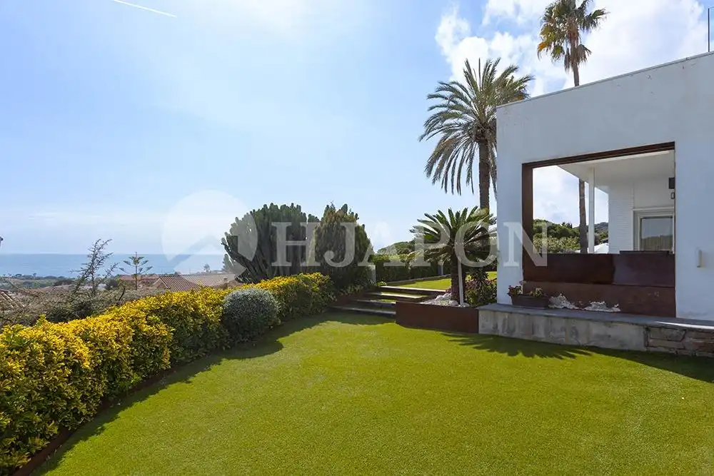 Jardín de Casa o chalet en venta en Alella con Aire acondicionado, Calefacción y Jardín privado