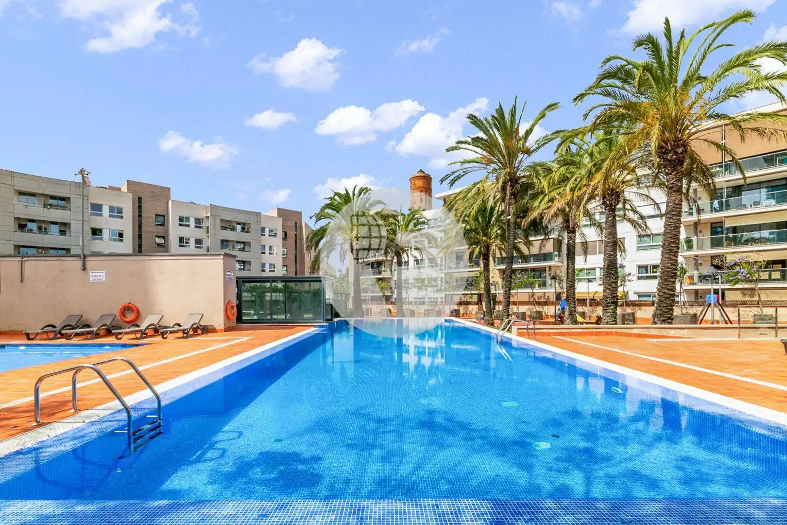 Piscina de Dúplex en venta en Barcelona con Aire acondicionado, Calefacción y Terraza