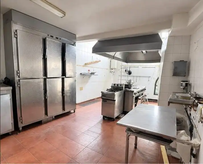Local comercial en venta en Casco Antiguo, imagen 4
