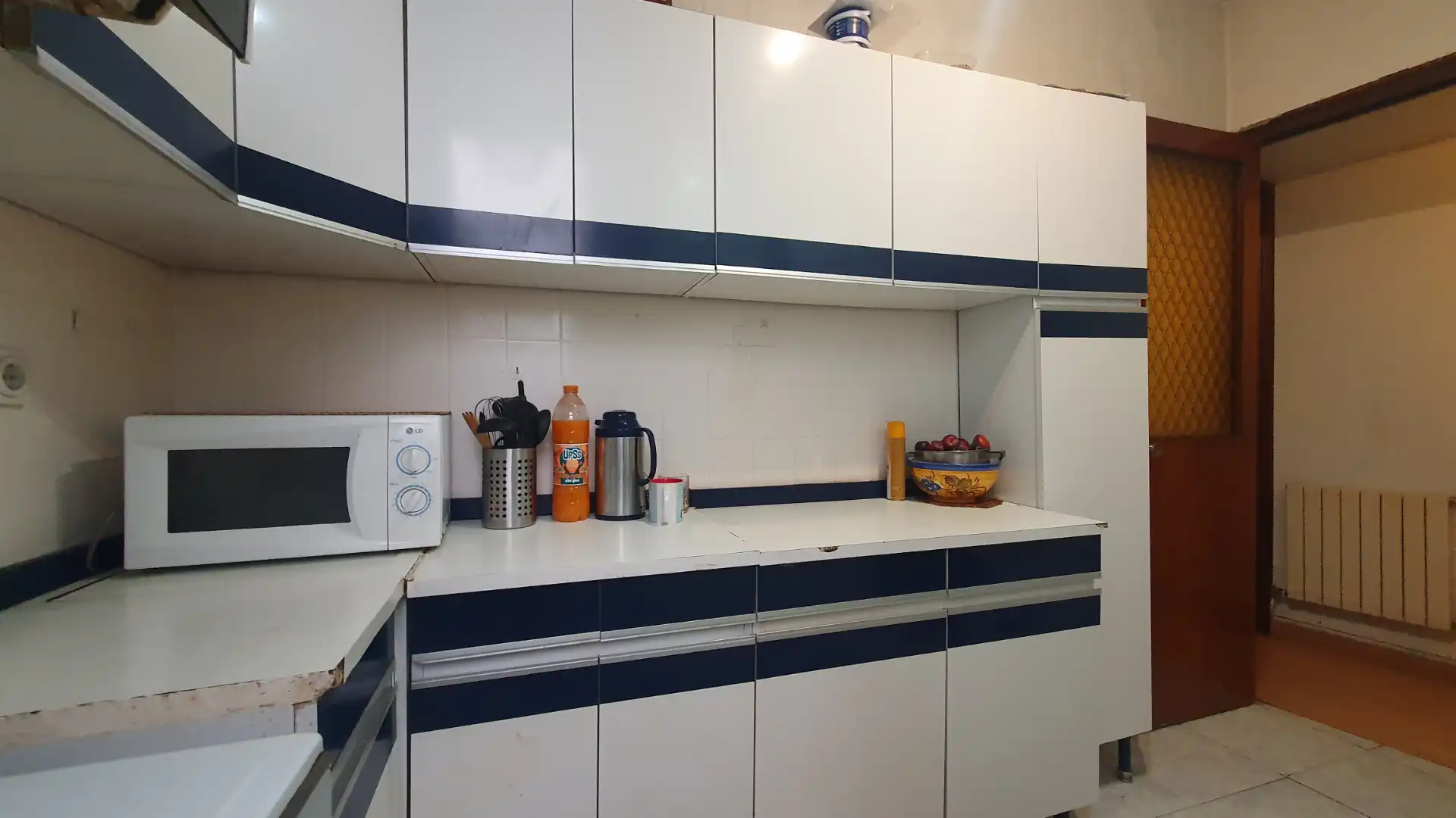 Cuina de Pis en venda en Madrid amb Calefacció i Moblat