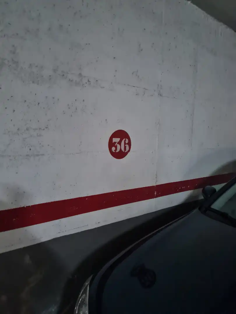 Parkplatz zum Verkauf in Carrer Torrent Mal 37, imagen 9