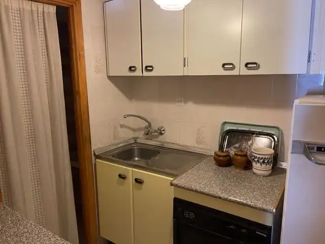 Cuina de Casa o xalet en venda en Nacimiento amb Traster i Moblat